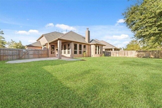 Building Photo - 2051 Brodie Ln