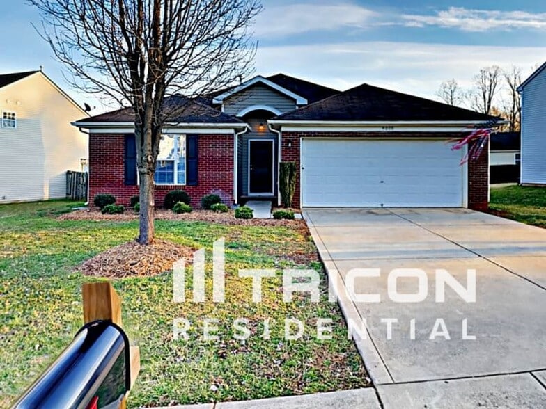 Primary Photo - 9000 McAdam Way