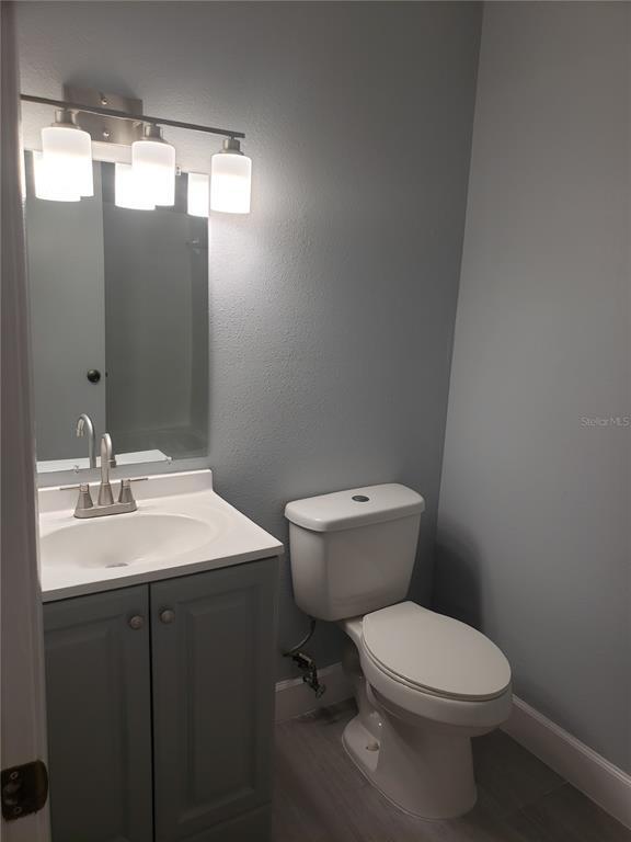 Building Photo - 14027 Village View Dr