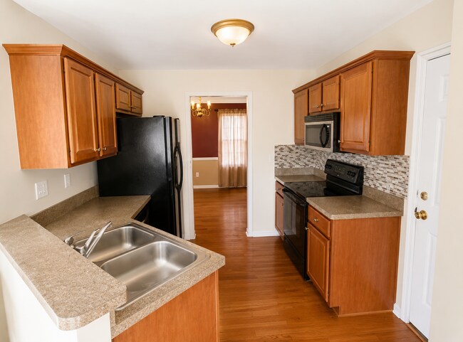 Building Photo - 202 Heartwood Crossing