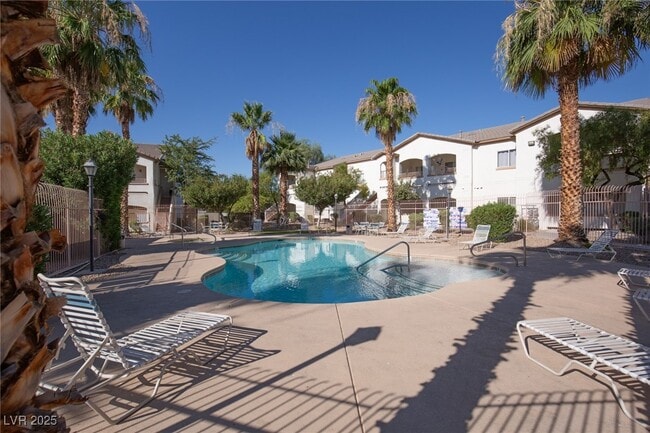 Building Photo - 5655 E Sahara Ave