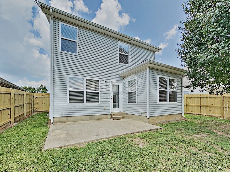 Building Photo - 2057 Sparco Cir