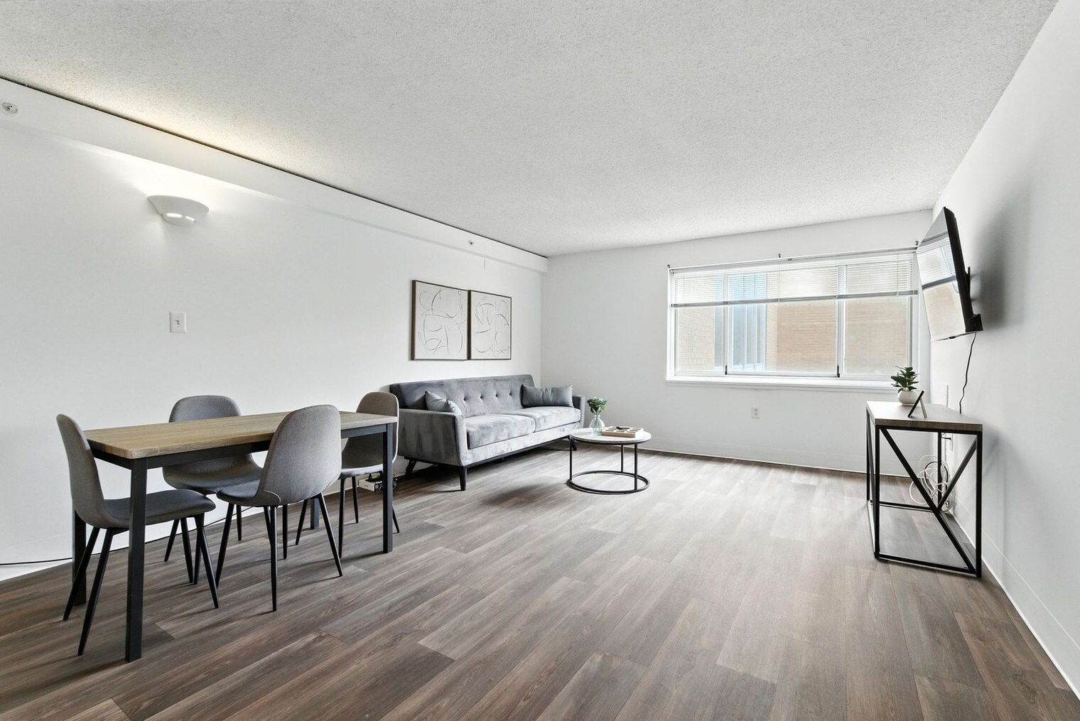 Building Photo - 1711 Bellevue Ave
