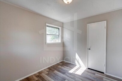 Building Photo - 7315 E 53rd St