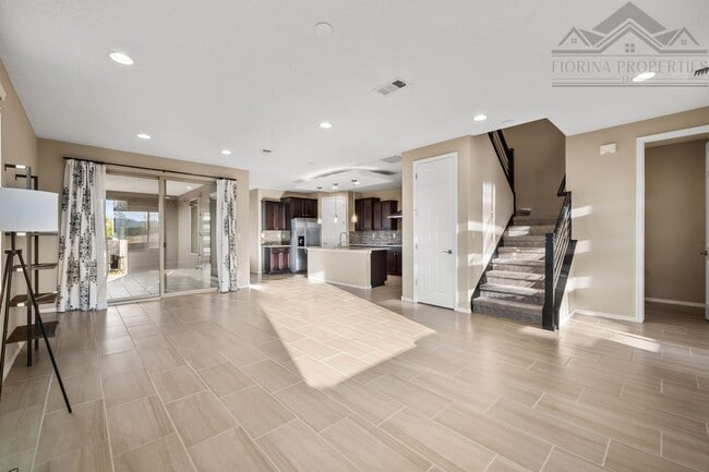 Building Photo - 1 MO. FREE RENT! Gorgeous Corner-Lot Townhouse with Mountain Views