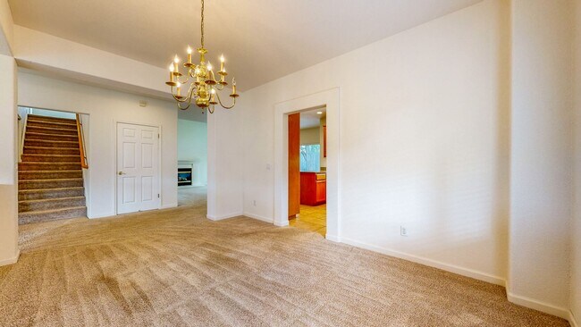 Building Photo - Desirable Skyhawk 3 bedroom Tri-Level Single Family