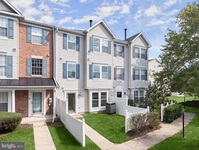 Building Photo - 4244 Maple Path Cir