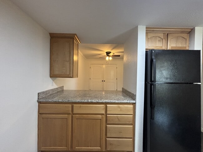 Building Photo - 5700 S 900 E