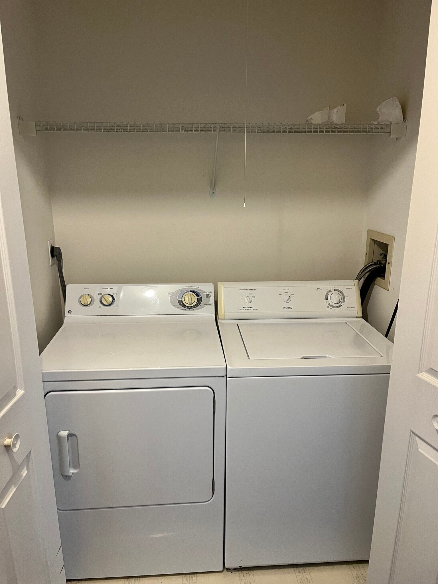 2nd Floor Washer/Dryer - 2401 Greensward N
