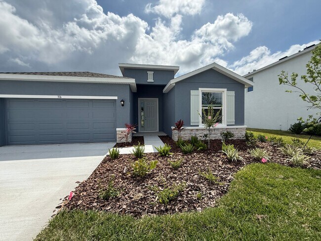 Building Photo - New built 4 bedroom 3 bath 3 car garage in Coddington Subdivision