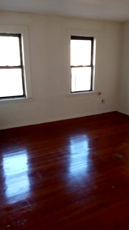 Building Photo - 19-16 23rd Ave