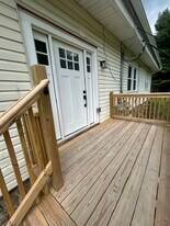 Building Photo - 71 Dreamland Park Dr