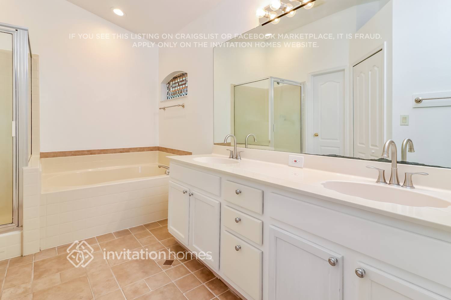 Building Photo - 22851 Hawk Hill Loop