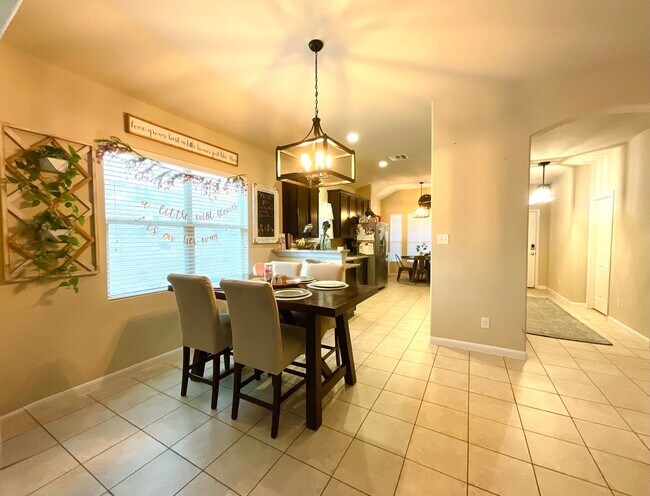 Building Photo - *COMING SOON* Modern Home with Fenced Backyard, Community Pool & Playground!