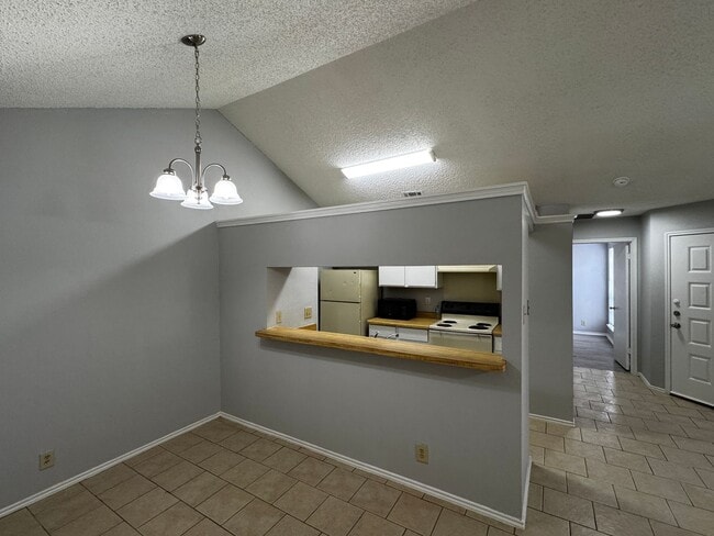 Building Photo - 14414 Watermill