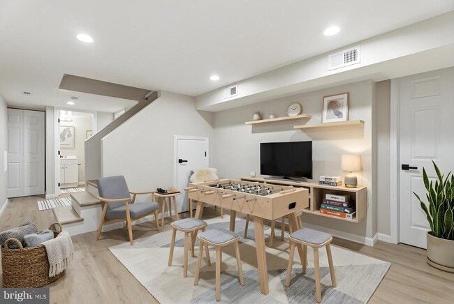 Building Photo - 706 Sue Grove Rd