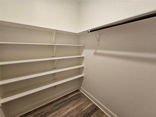 Building Photo - 1740 Jamestown Dr