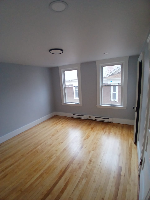 Building Photo - 8 Agawam St