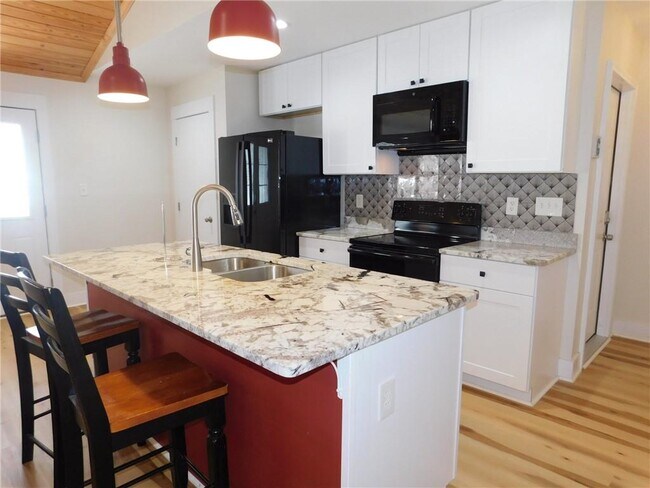 Building Photo - 2331 GA-52