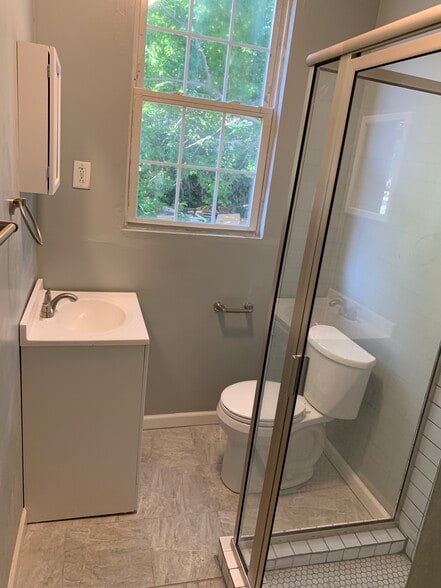 Bathroom - 4130 colerain ave
