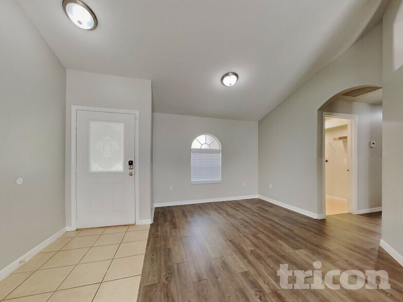 Building Photo - 3091 Verbena Dr