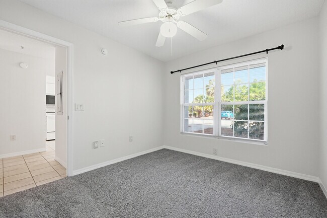 Building Photo - 4270 Calinda Ln