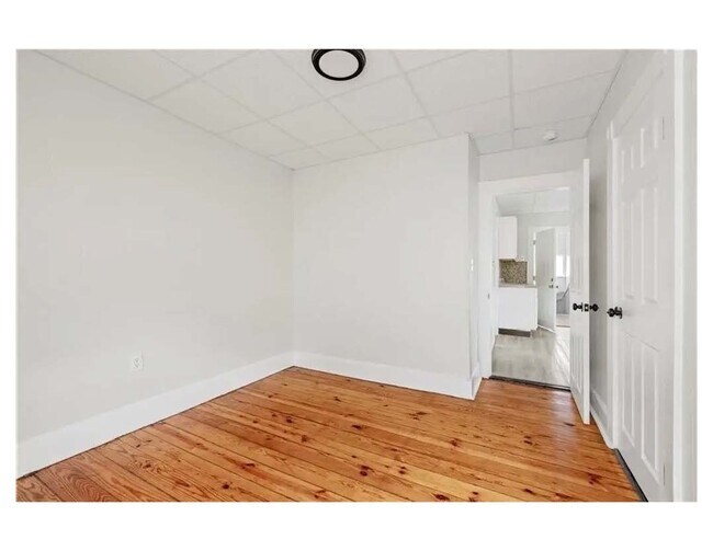 Building Photo - 411 Rathbun St