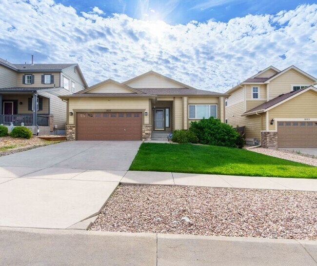 Primary Photo - Move in ready home on Kettle Drum