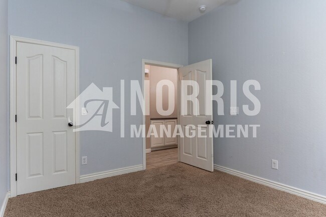 Building Photo - Beautiful Home in Villago Community
