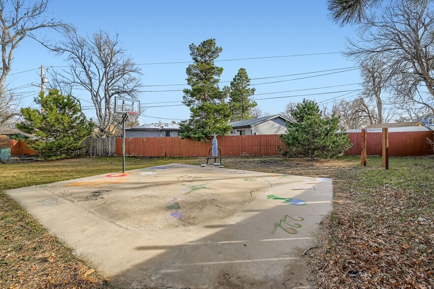 Building Photo - 3682 Chase Ct