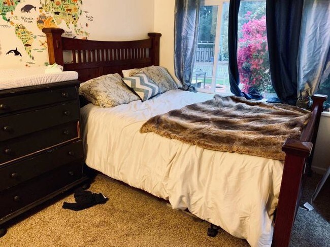 Building Photo - 3 bedroom in Santa Barbara CA 93110