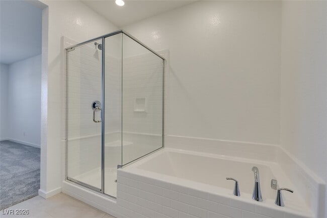 Building Photo - 302 Walsh Peak Ave