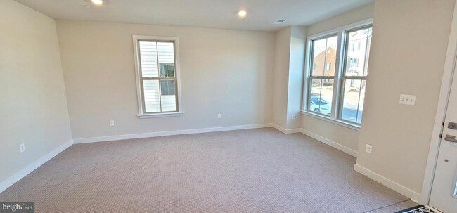 Building Photo - 3895 Sugarloaf Pkwy