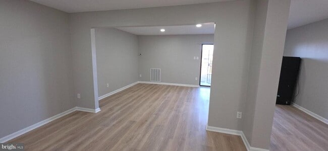 Building Photo - 3114 Banneker Dr NE