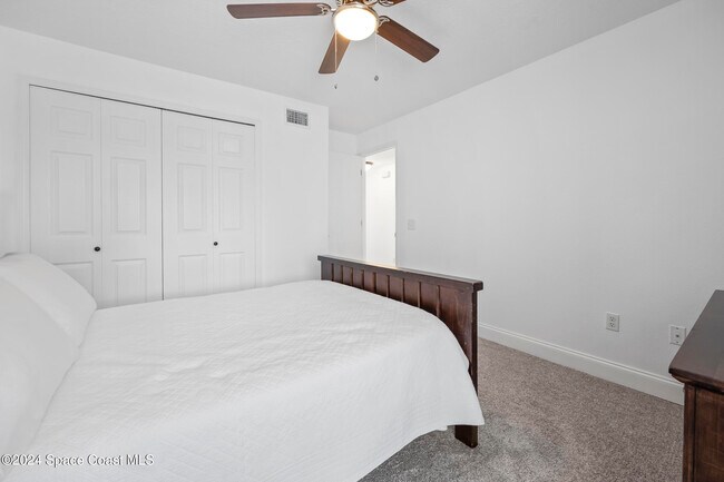 Building Photo - 7030 U.S. Rte 1