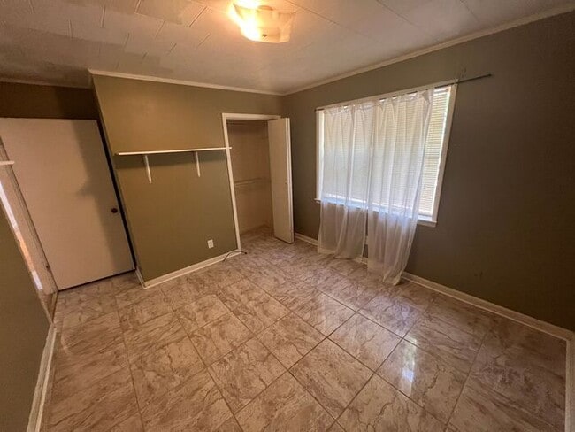 Building Photo - Warrington - 3 Bedroom, 2 Bathroom