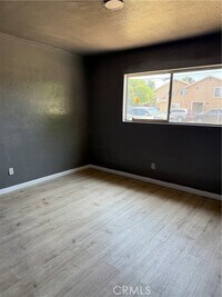 Building Photo - 1030 W Latham Ave