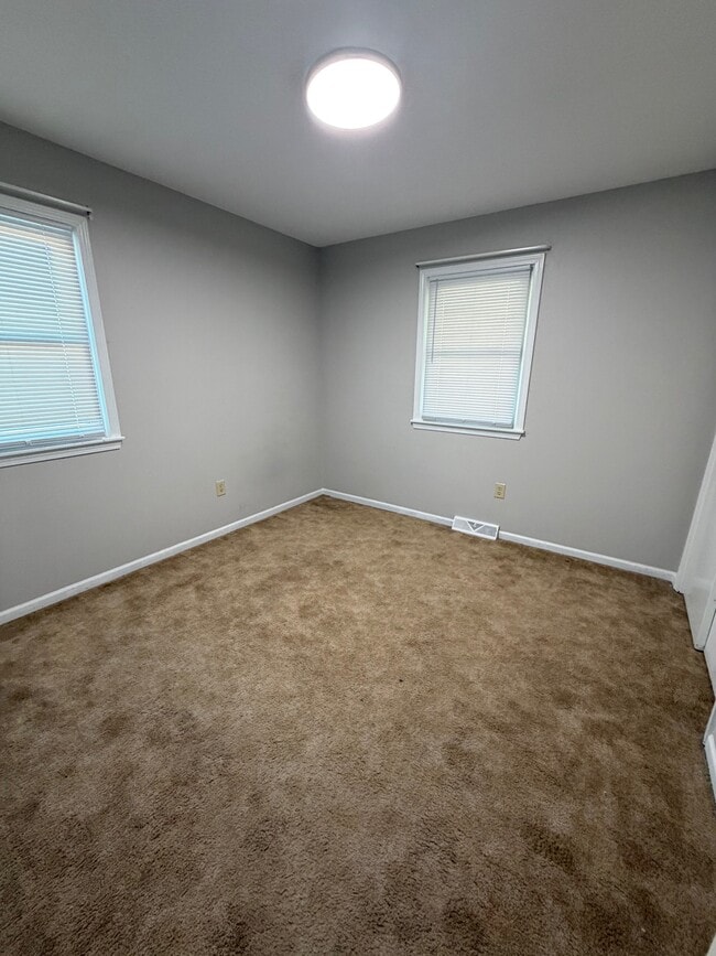 Building Photo - 1426 Northfield Park Blvd