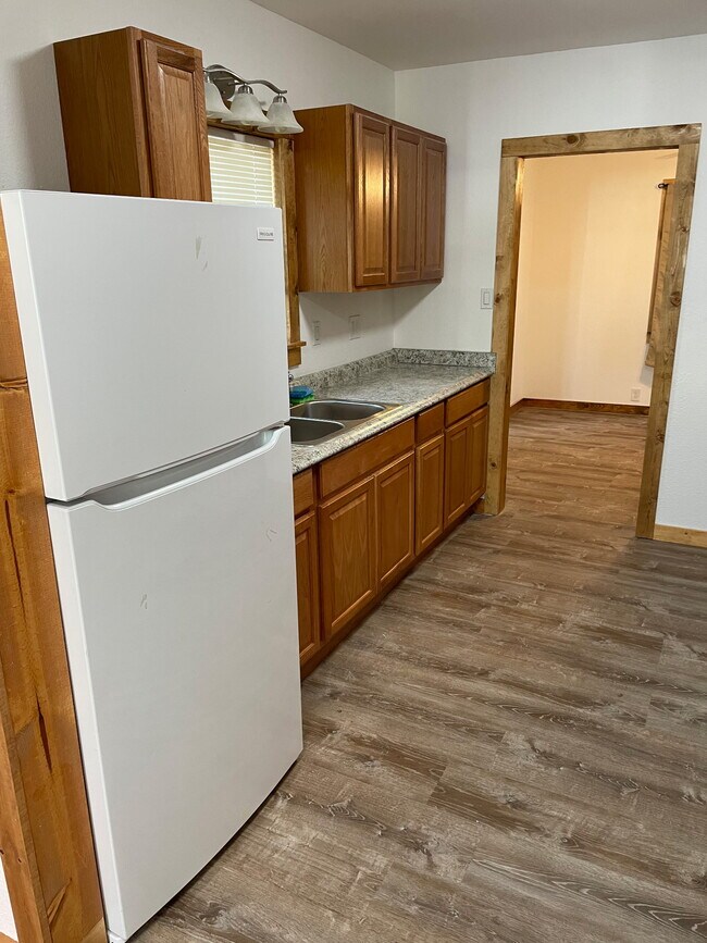 Building Photo - 2919 Summers Ln