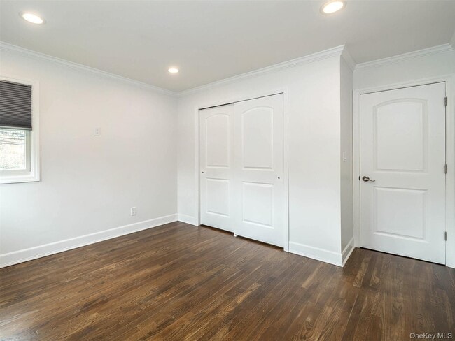 Building Photo - 1 Milford Ln