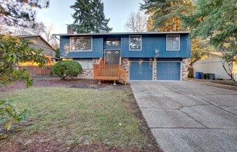 Building Photo - Coveted Cascade Park Area Split Entry Home