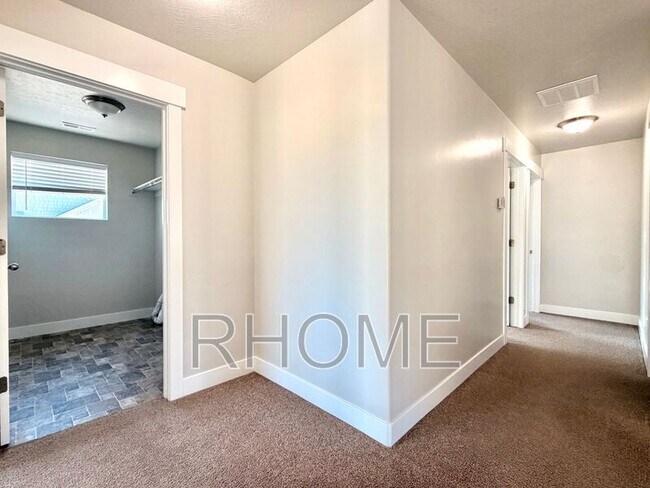 Building Photo - 4102 W 1800 N