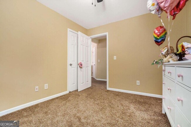 Building Photo - 5650 Carrington Pl
