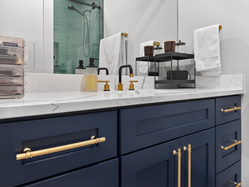 Building Photo - 2451 N Albany Ave