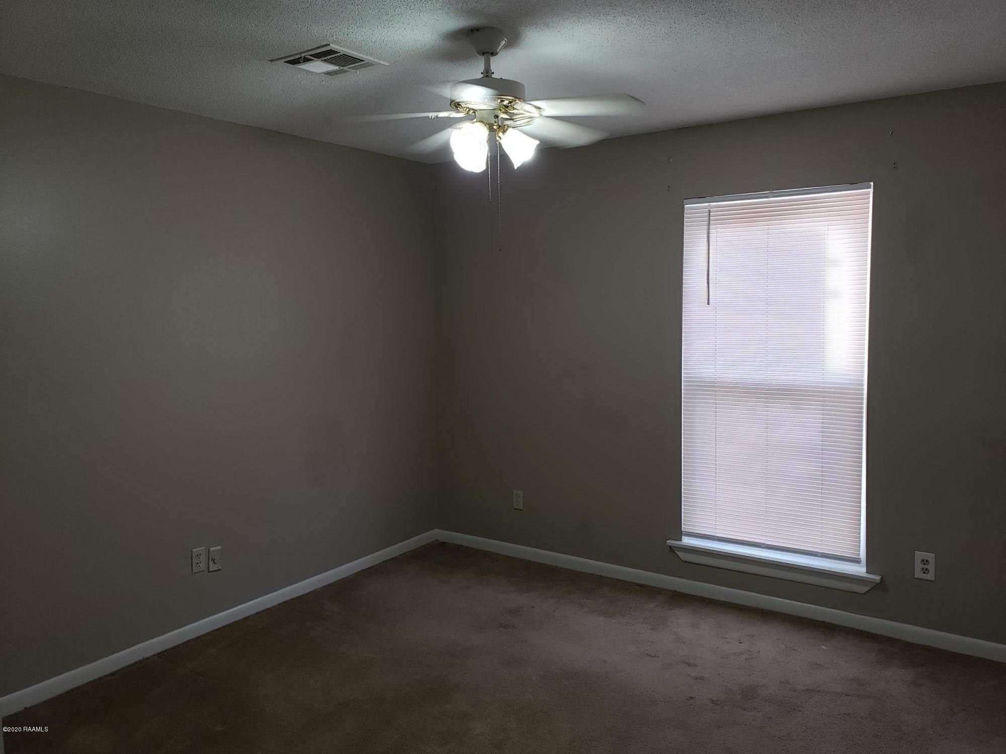 Building Photo - 230 Briarcliff Dr