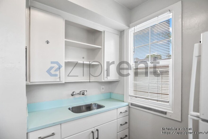 Building Photo - 1209 Campbell St