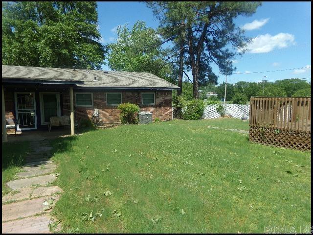 Building Photo - 8801 Mayflower Rd