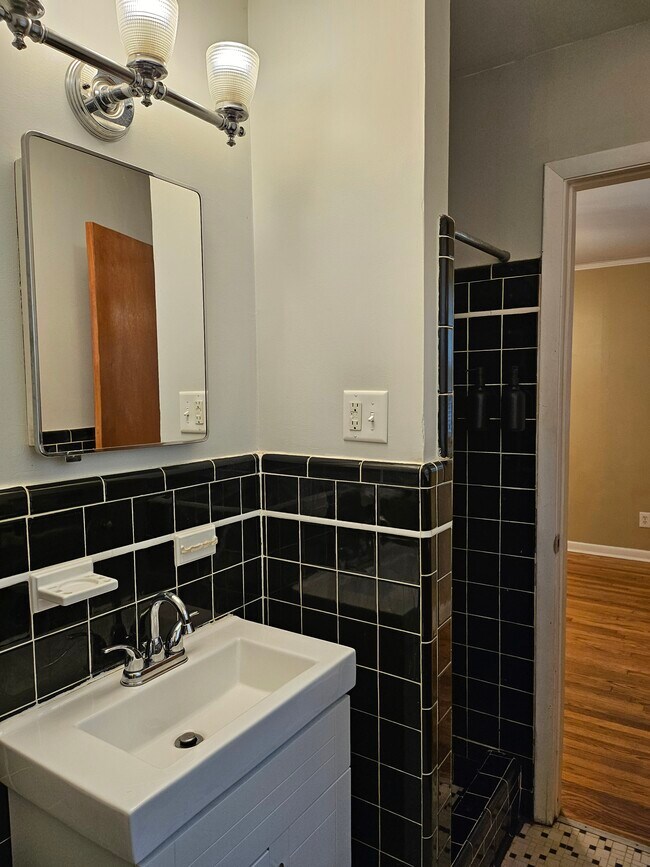 Building Photo - 2248 Tilson Cir