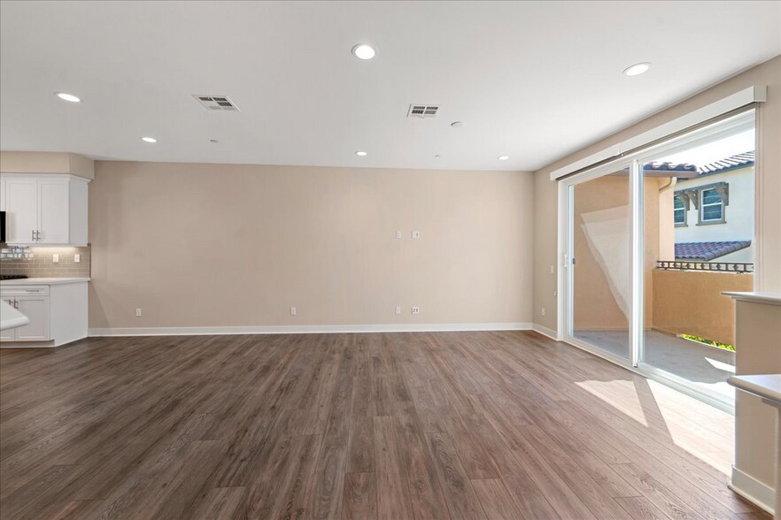 Building Photo - 4358 St Cloud Way