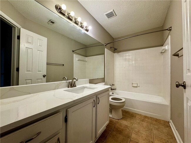 Building Photo - 1107 Sandy Ln Dr